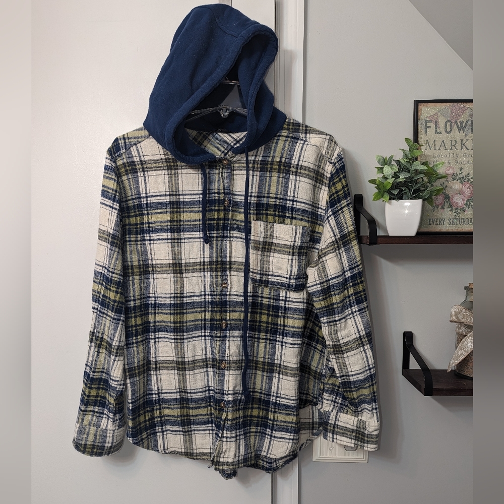 Love Tree Hooded Flannel